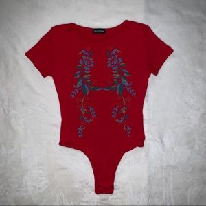 Prettylittlething Bodysuit